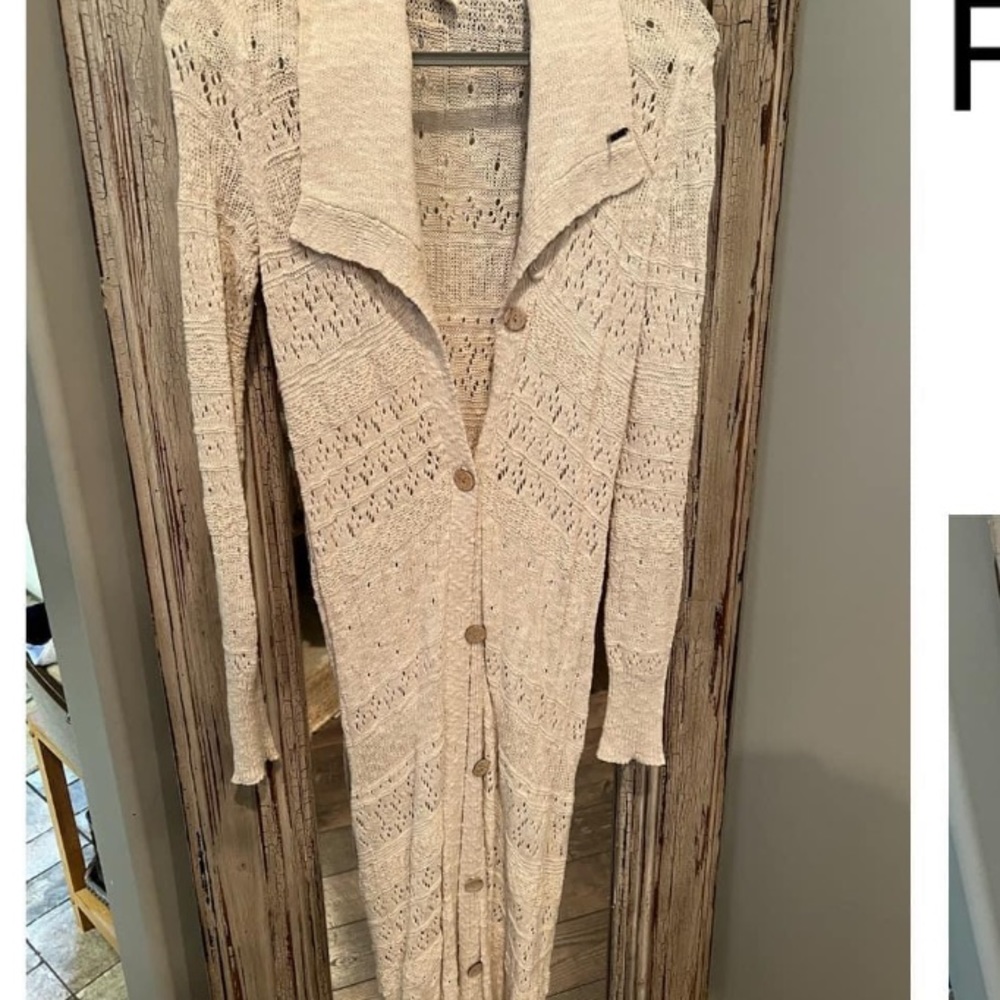 Roxy Duster - image 1